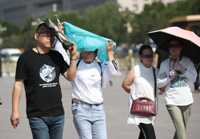 云南依法治省