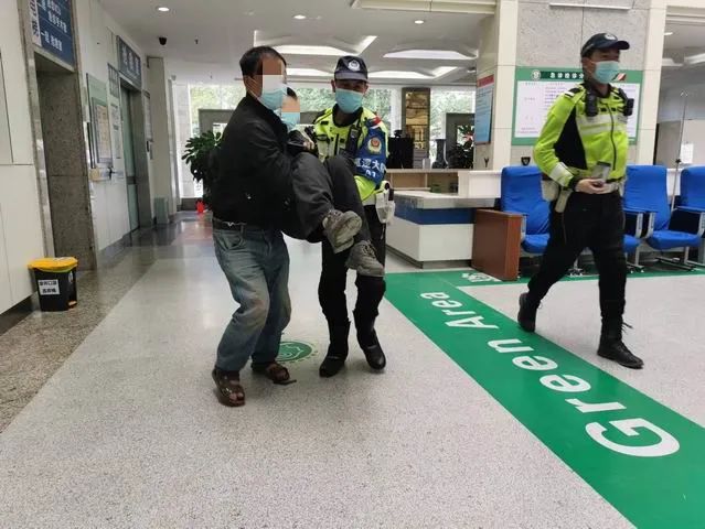 昆明交警