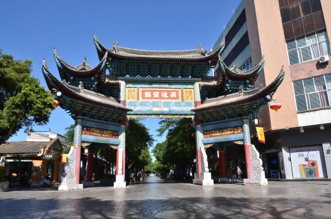 掌上春城