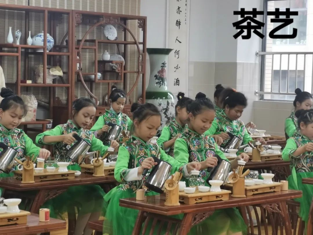 盘龙教育(微信)