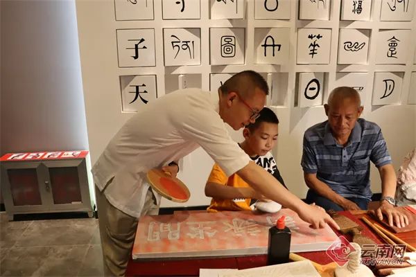 昆明信息港/cnkmxxg