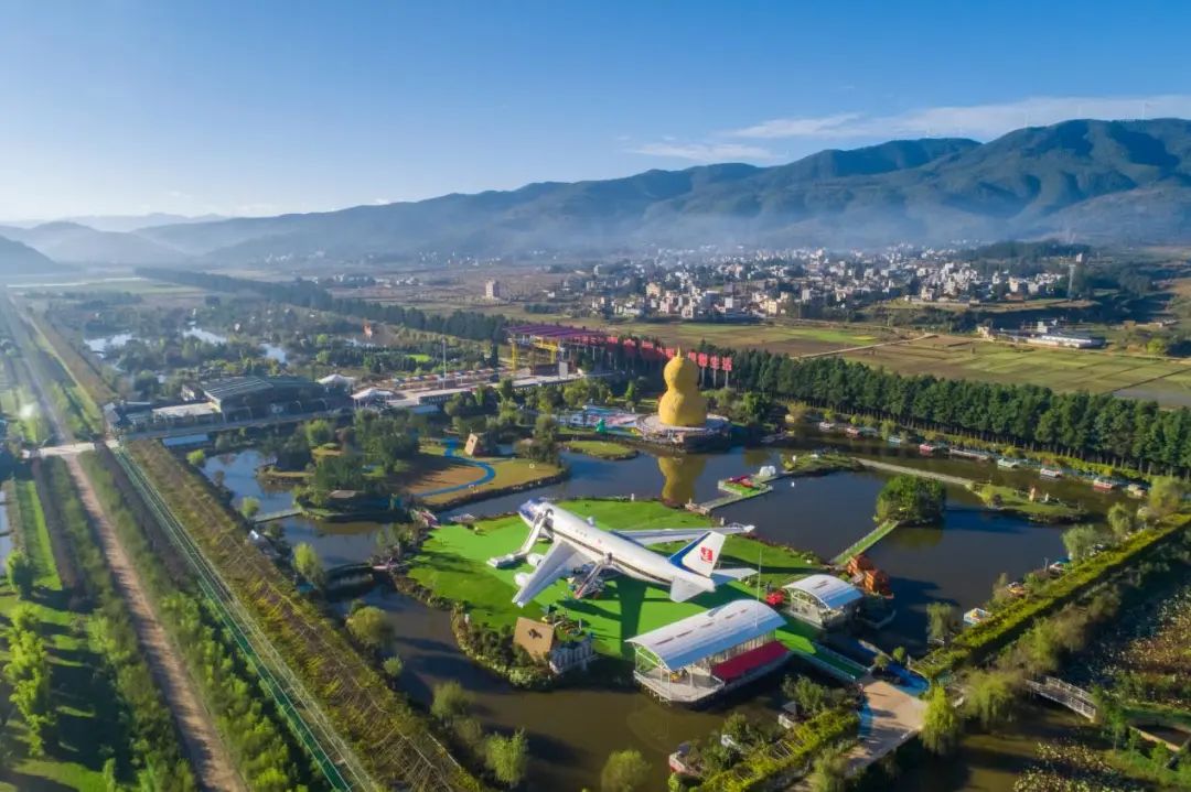 昆明轿子山旅游