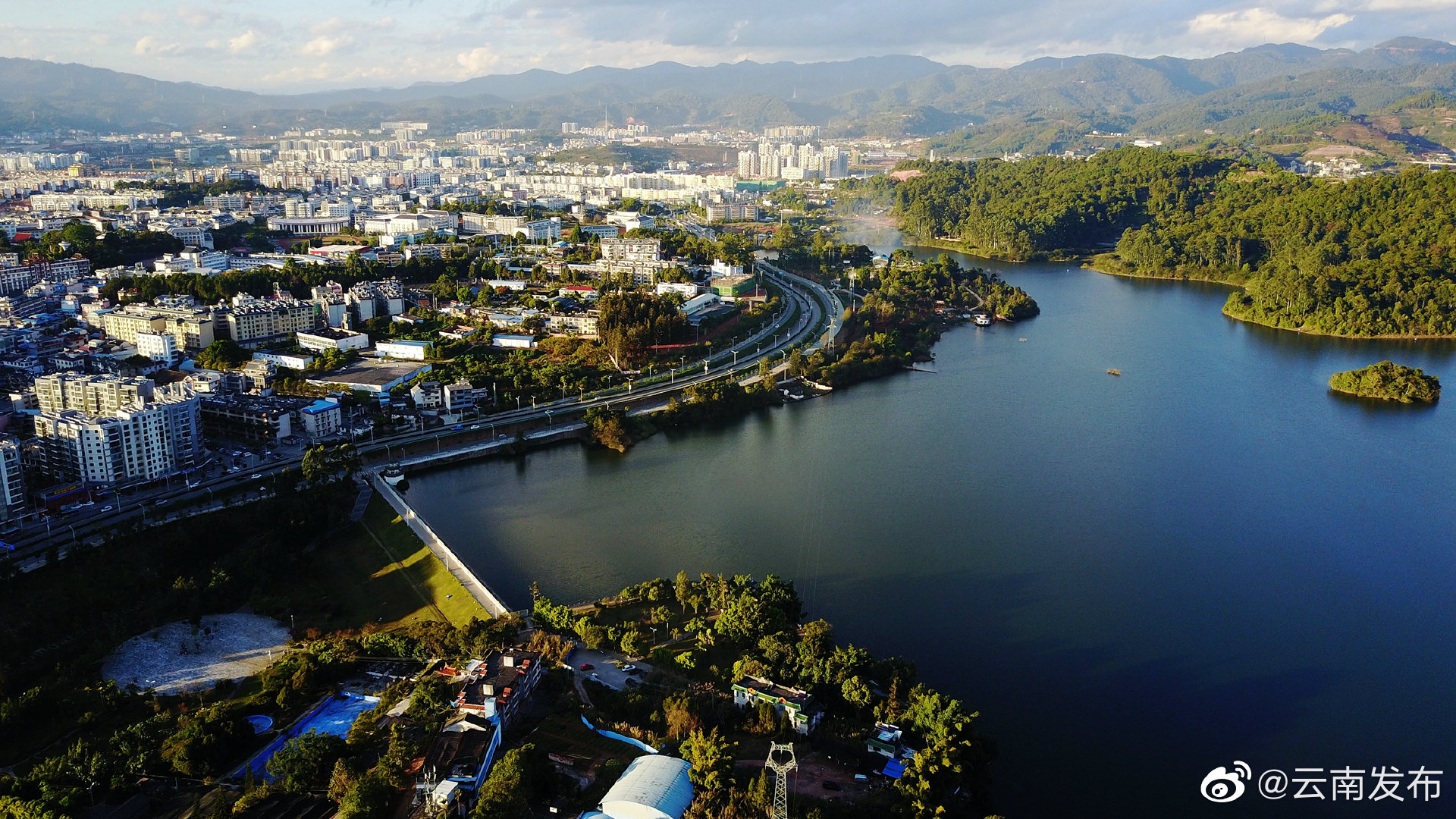 普洱市“一市连三国、一江通五邻”