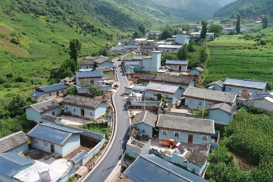 云南依法治省