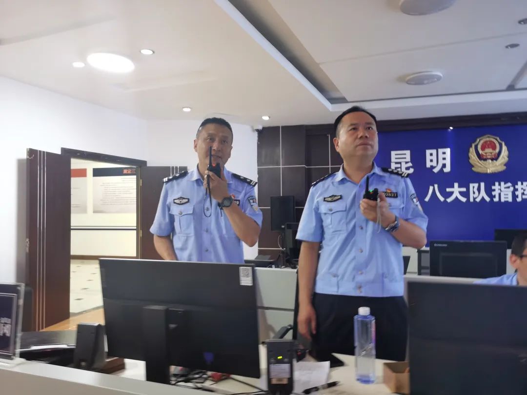 昆明交警