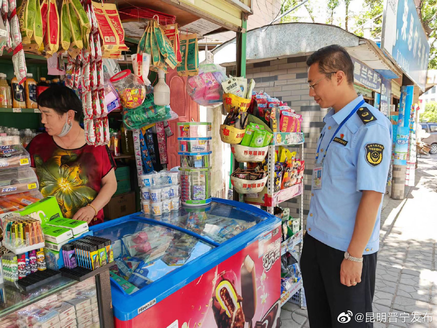 晋宁区局昆阳所开展雪糕明码标价专项检查