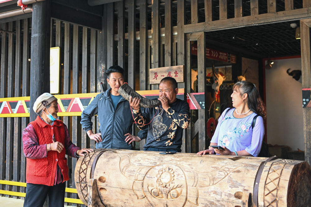 云南：乡村旅游助力村民持续增收