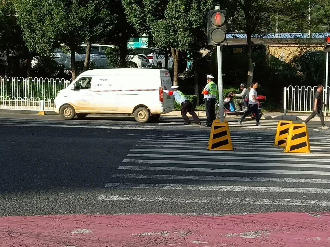 昆明交警