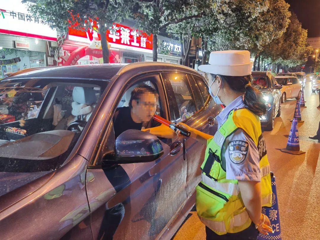 昆明交警