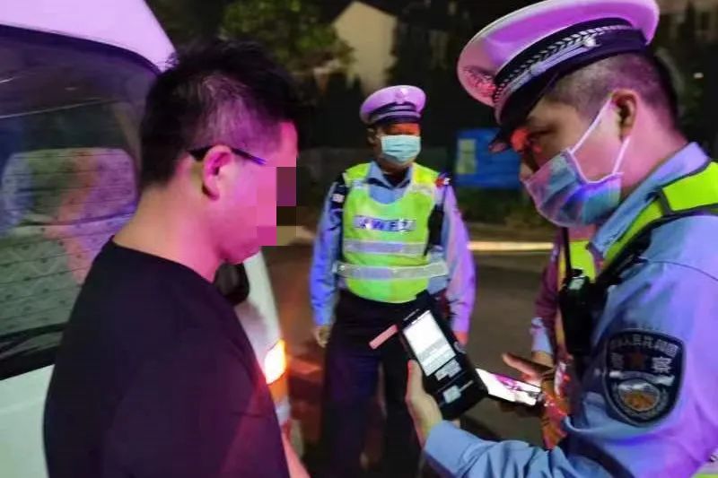 昆明交警