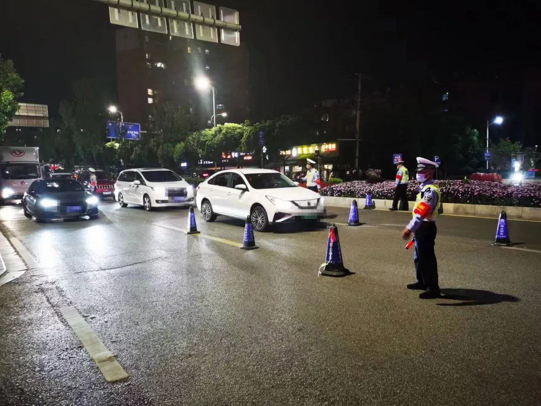 昆明交警