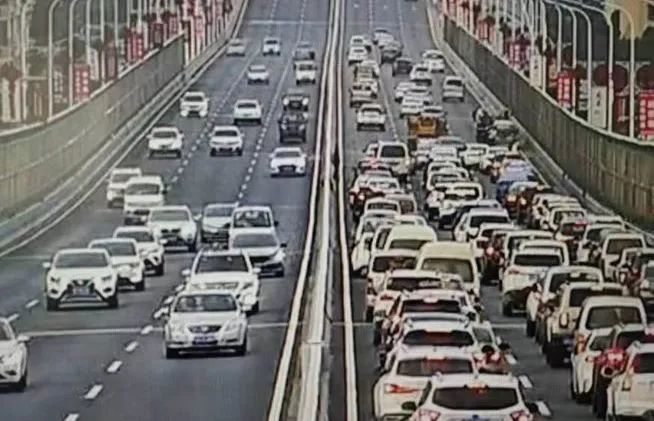 昆明交警