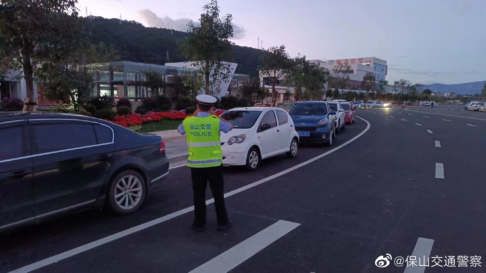 保山交通警察微博