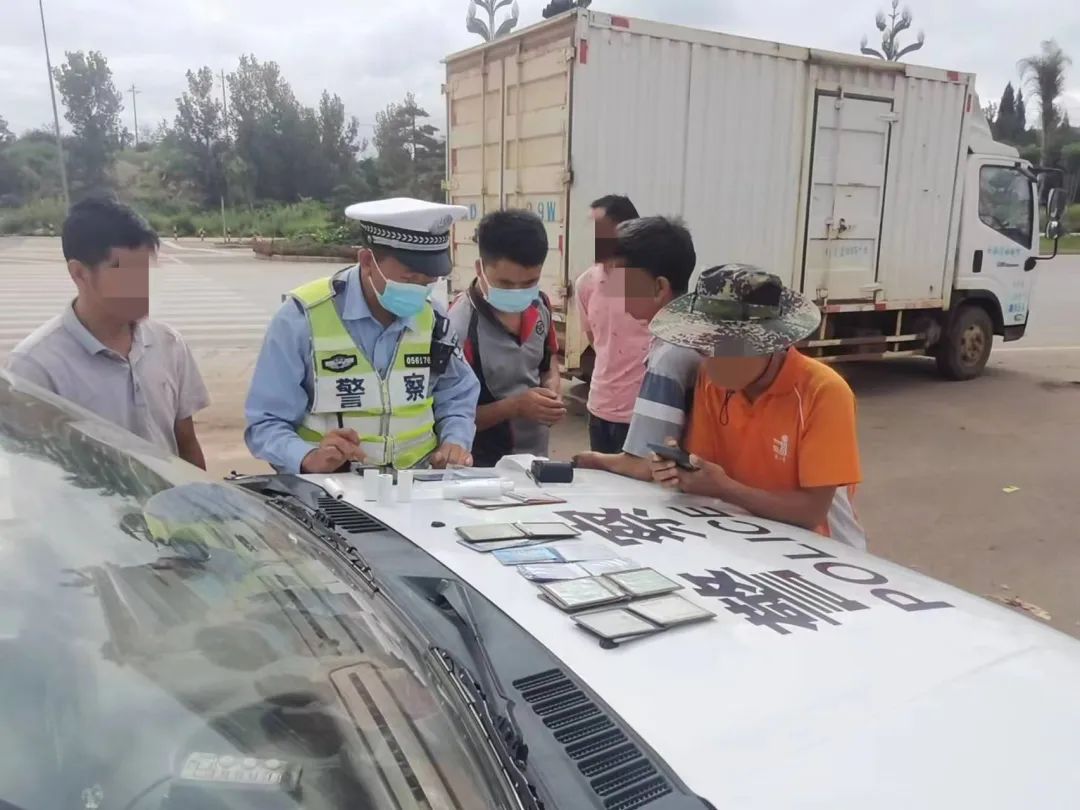 昆明交警