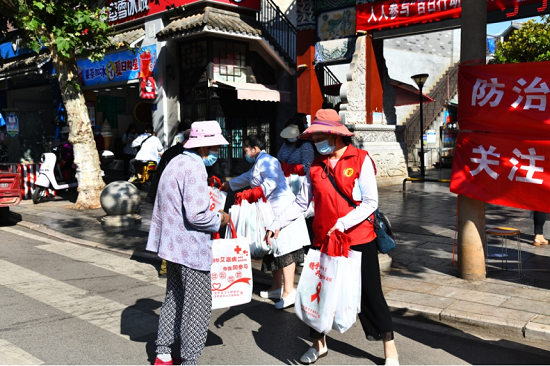 爱上富民