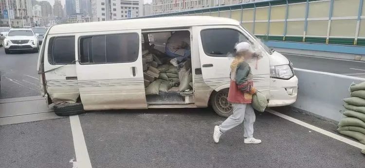 昆明交警