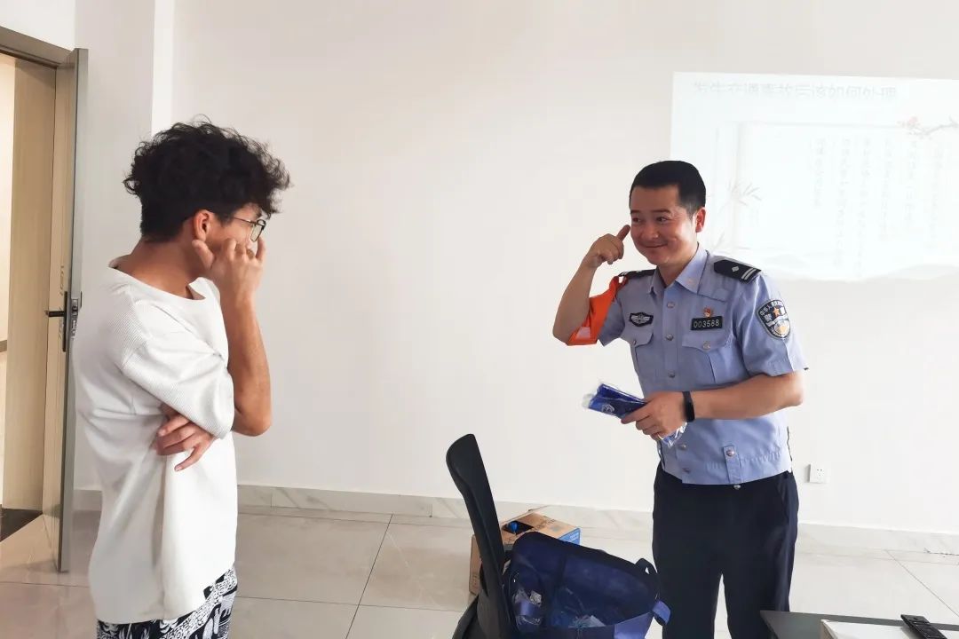 昆明交警