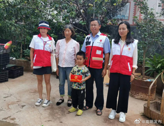 县红十字会开展人道救助暖人心