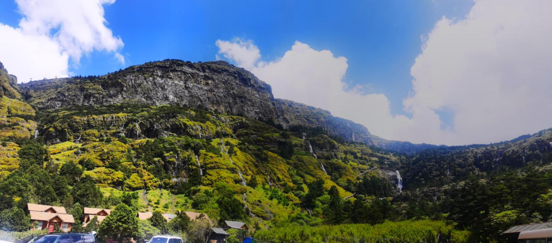 昆明轿子山旅游