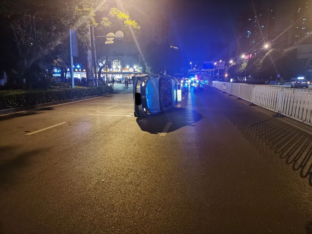 昆明交警