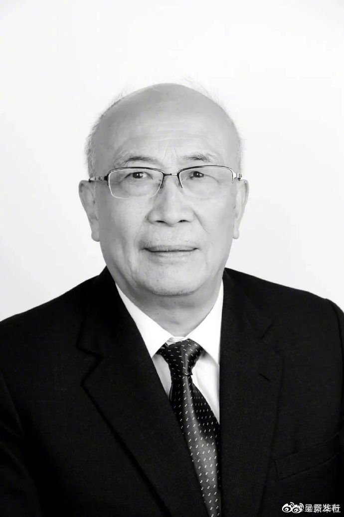 著名材料成形专家李德群逝世