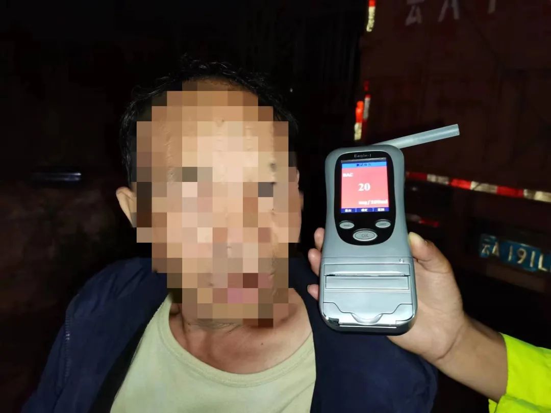 昆明交警