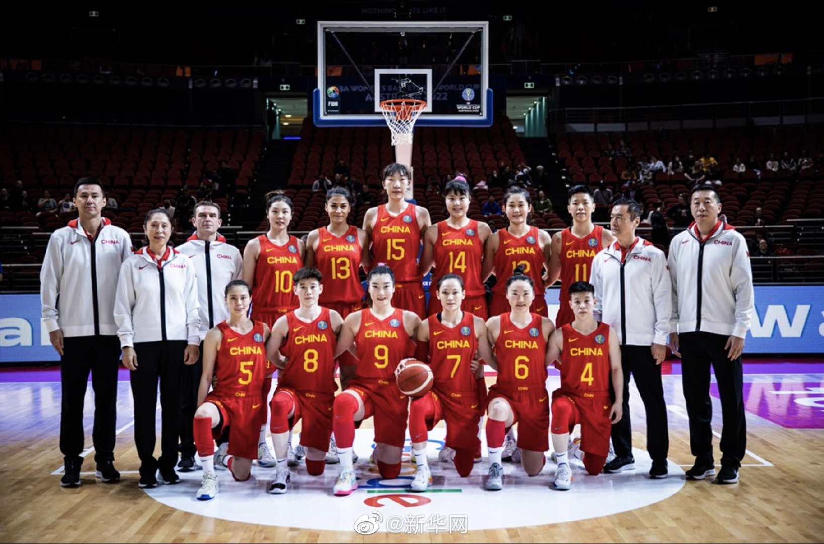 冲击决赛！今日为中国女篮加油！