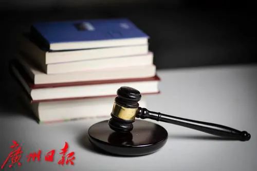 云南依法治省