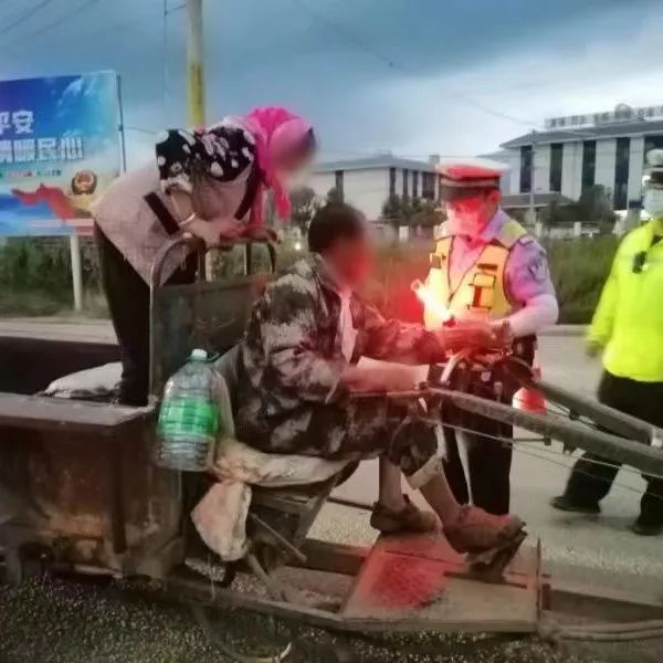 昆明交警