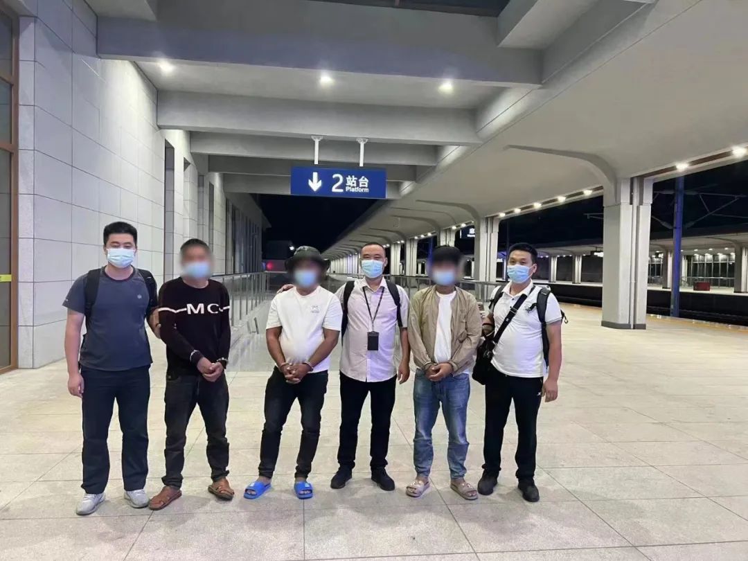 昆明出入境
