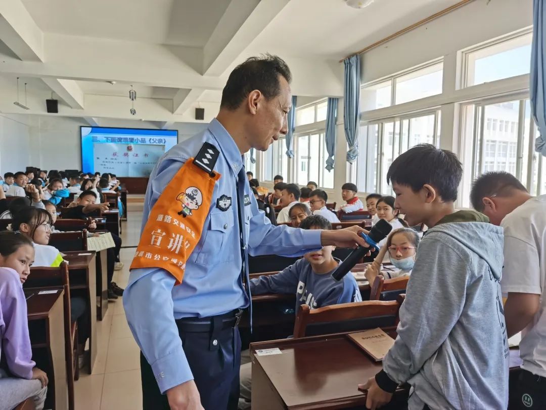 昆明交警