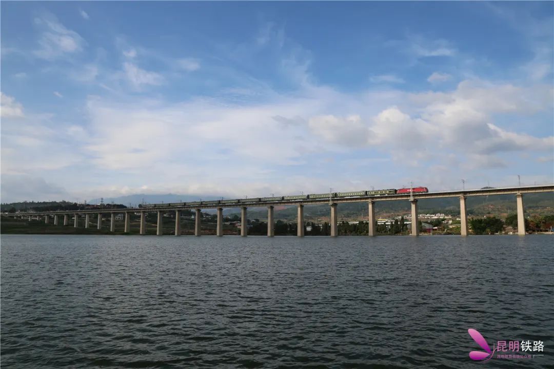 昆明铁路