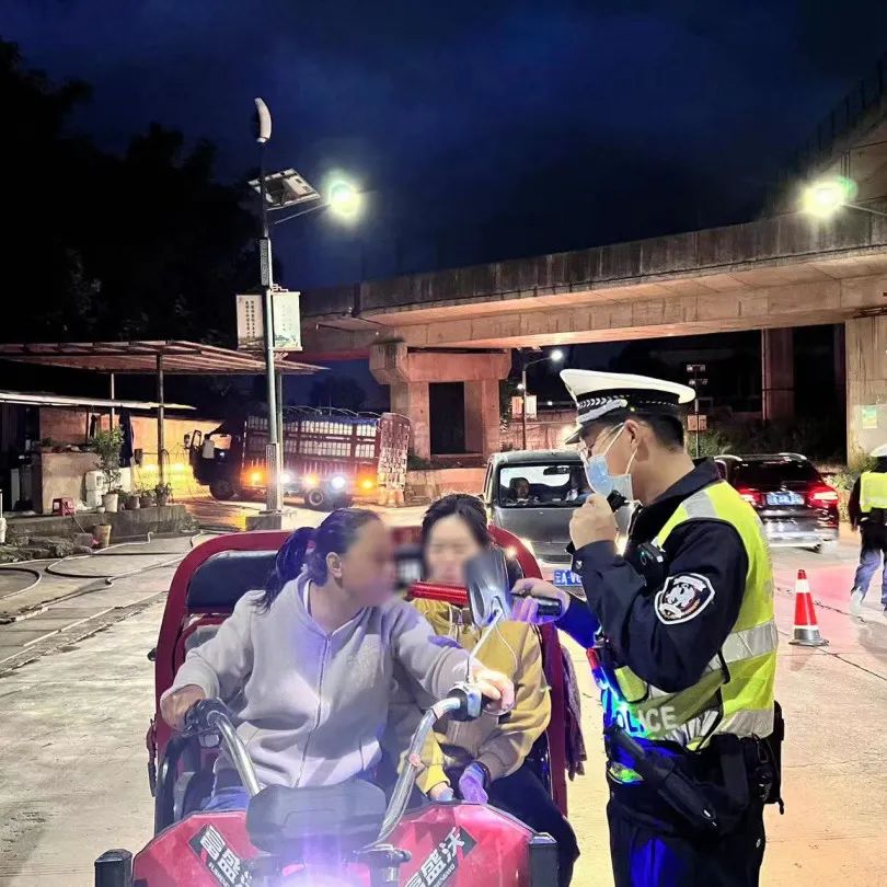 昆明交警