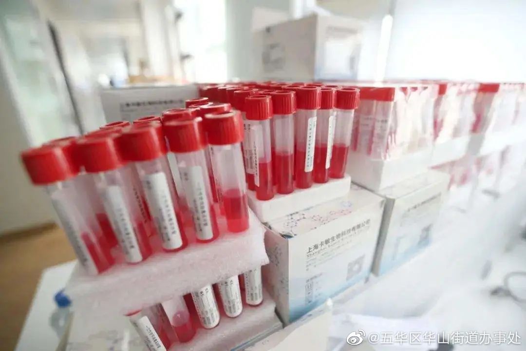 测了那么久的核酸，你知道核酸管里的红色液体是什么吗？