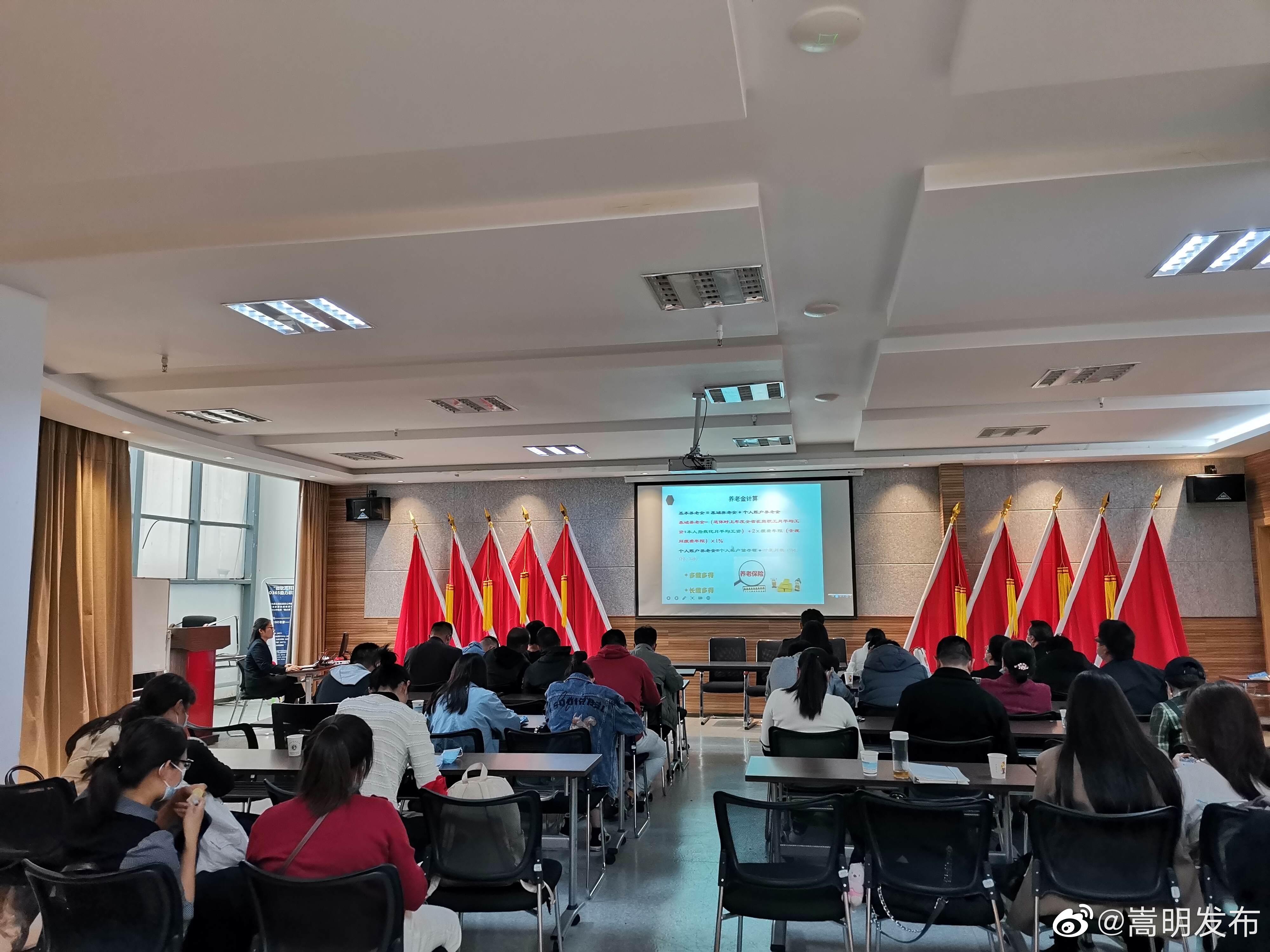 文明在身边，普法宣讲进社区