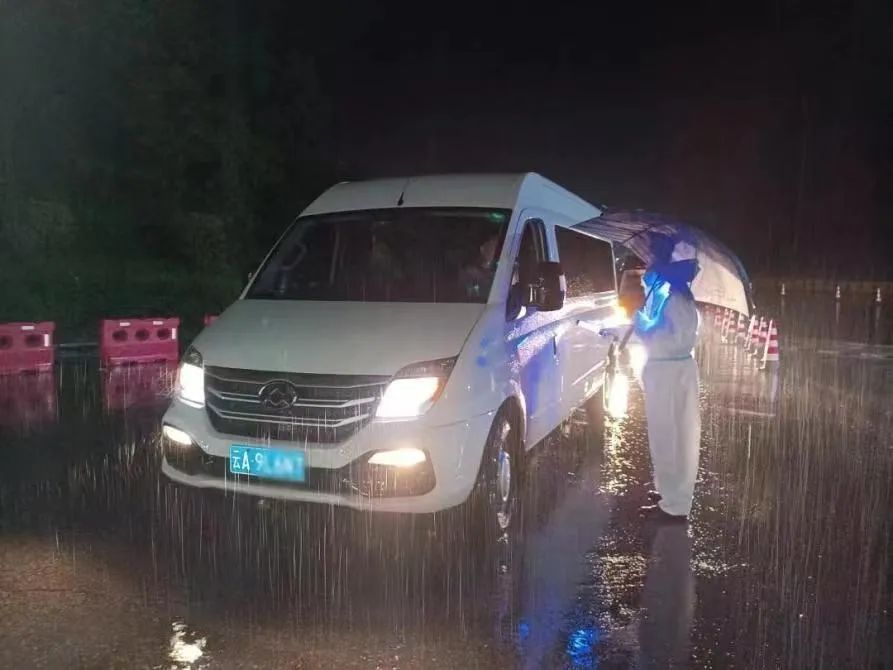 云南高速交警
