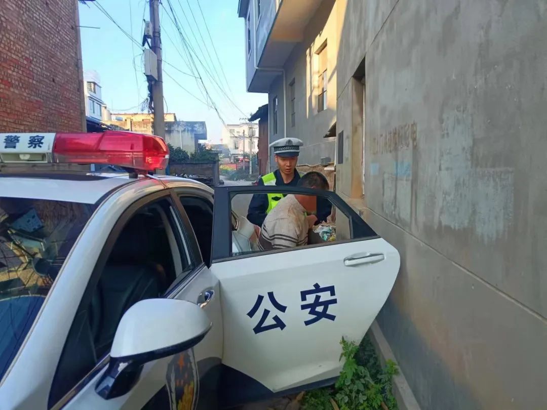 昆明交警