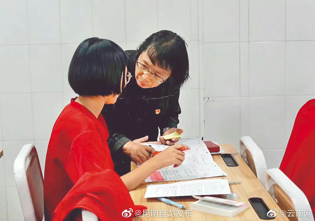 张桂梅：为了大山深处的每一个孩子