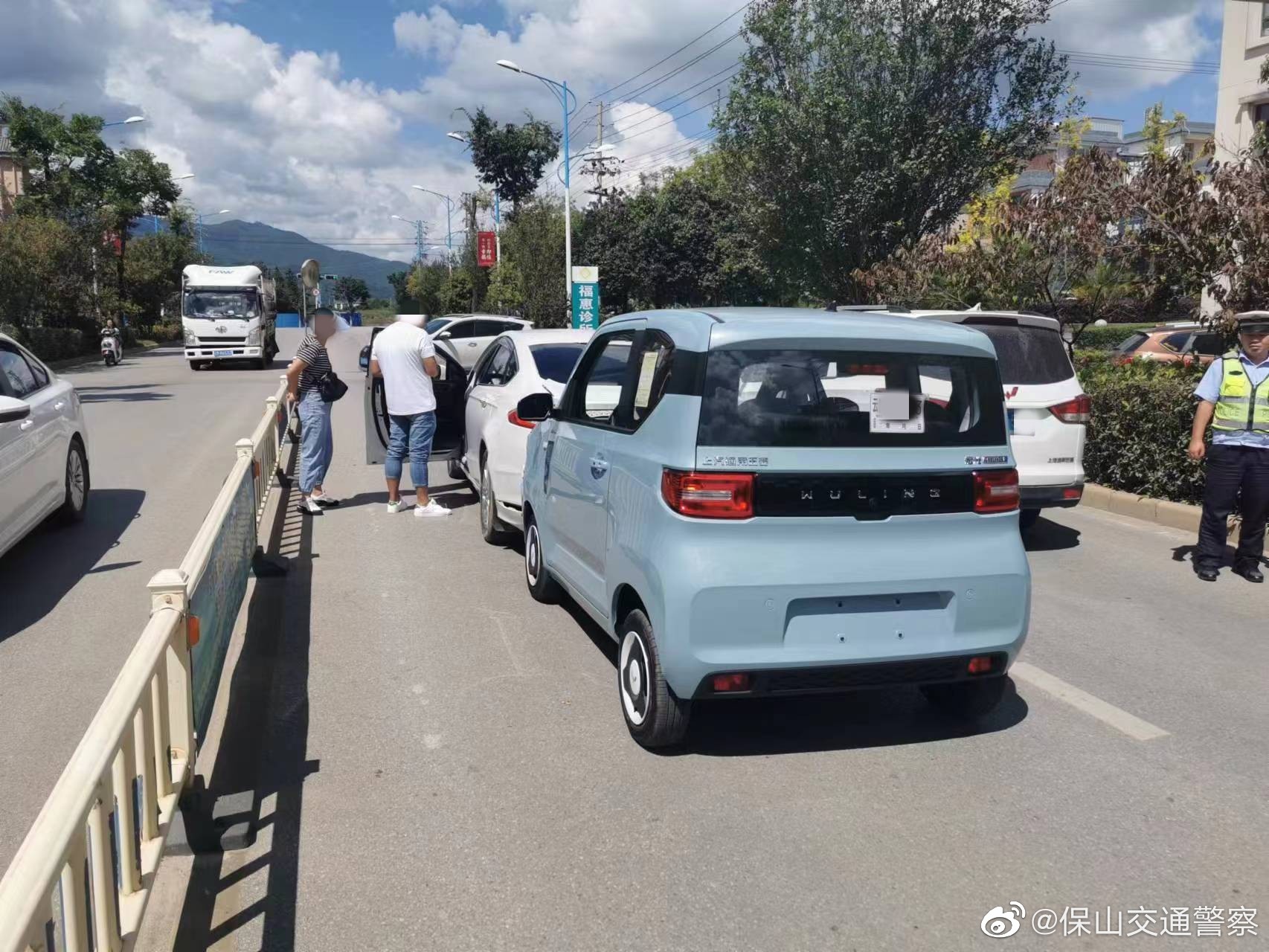 保山交通警察微博