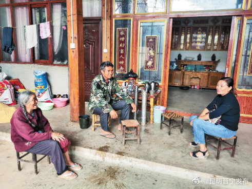 郭玉琴：植根山乡只为固边富民