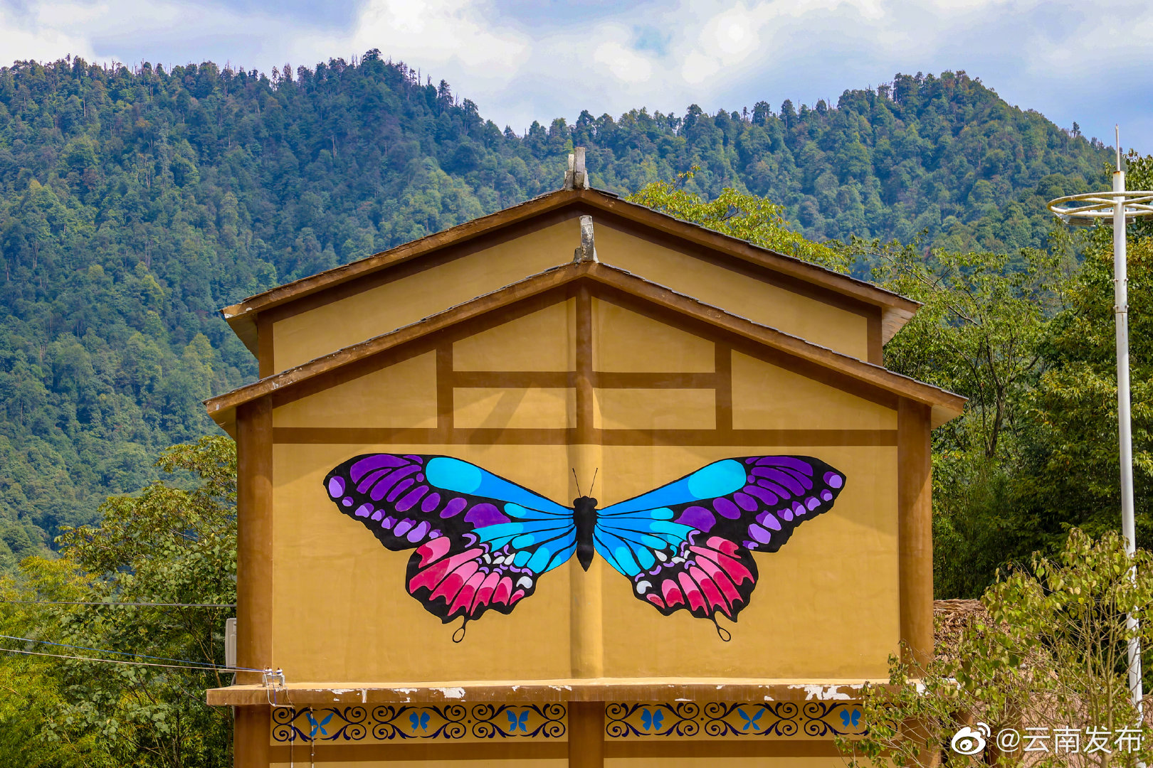 “云南发布”微博