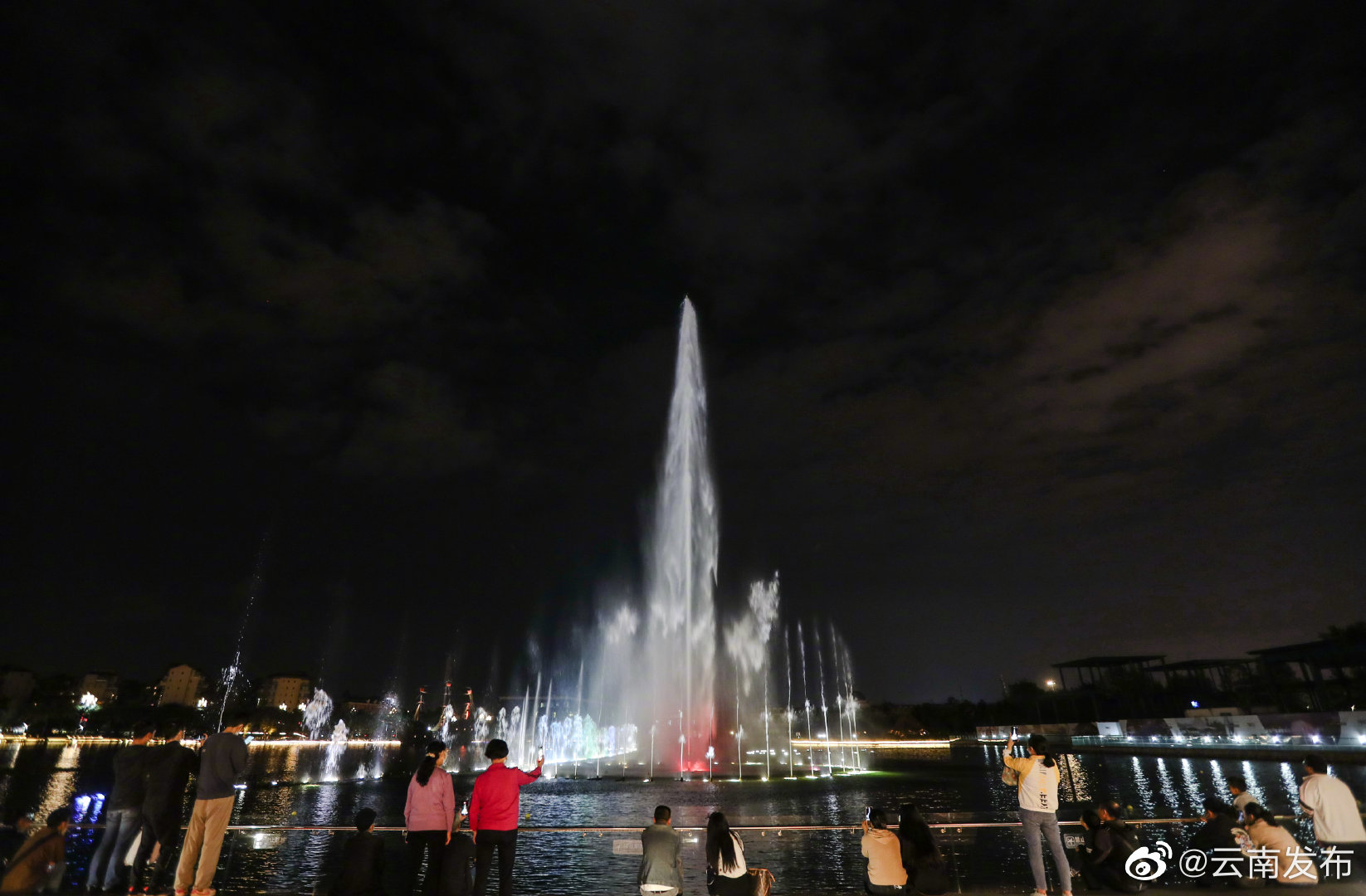 “云南发布”微博