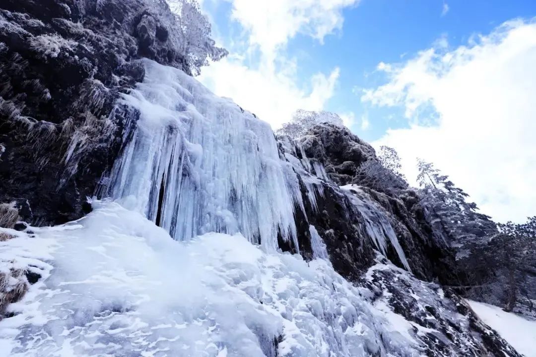 昆明轿子山旅游