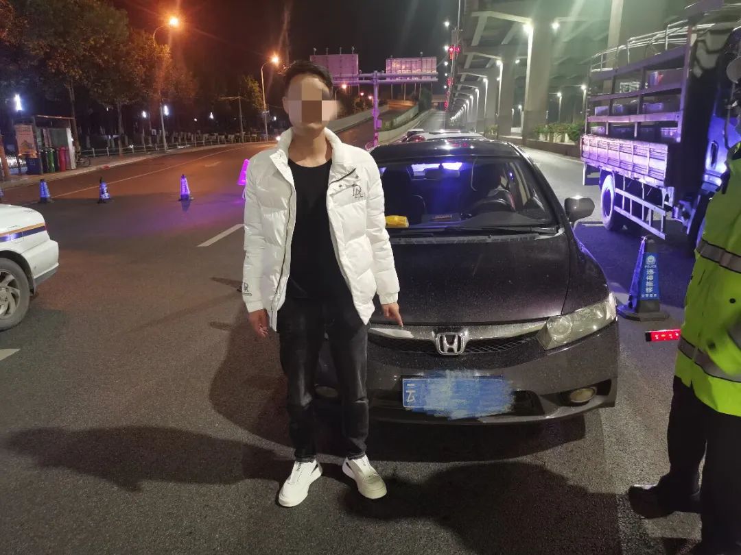 昆明交警