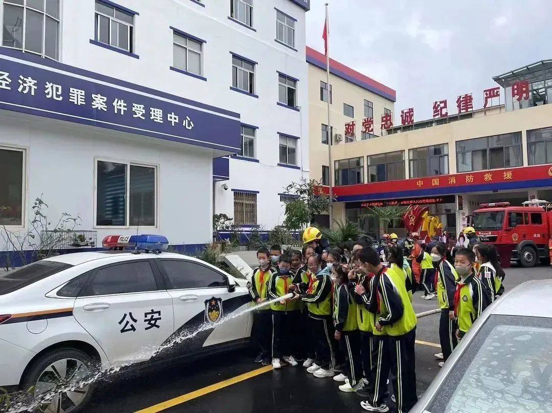 盘龙教育(微信)