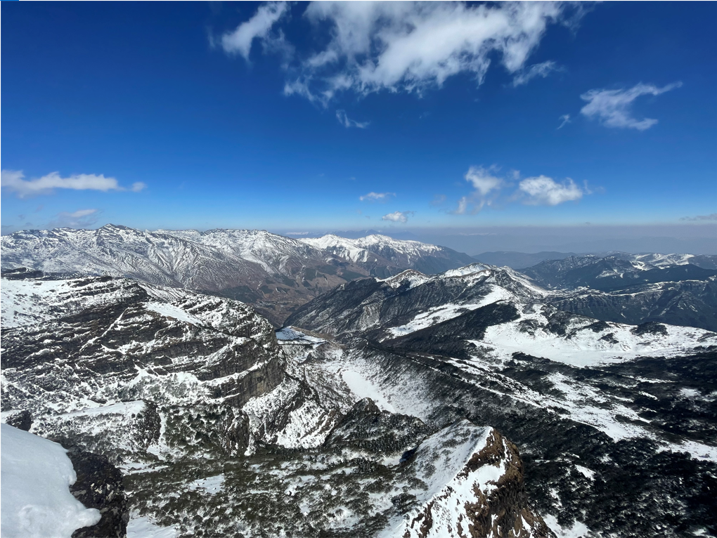 昆明轿子山旅游