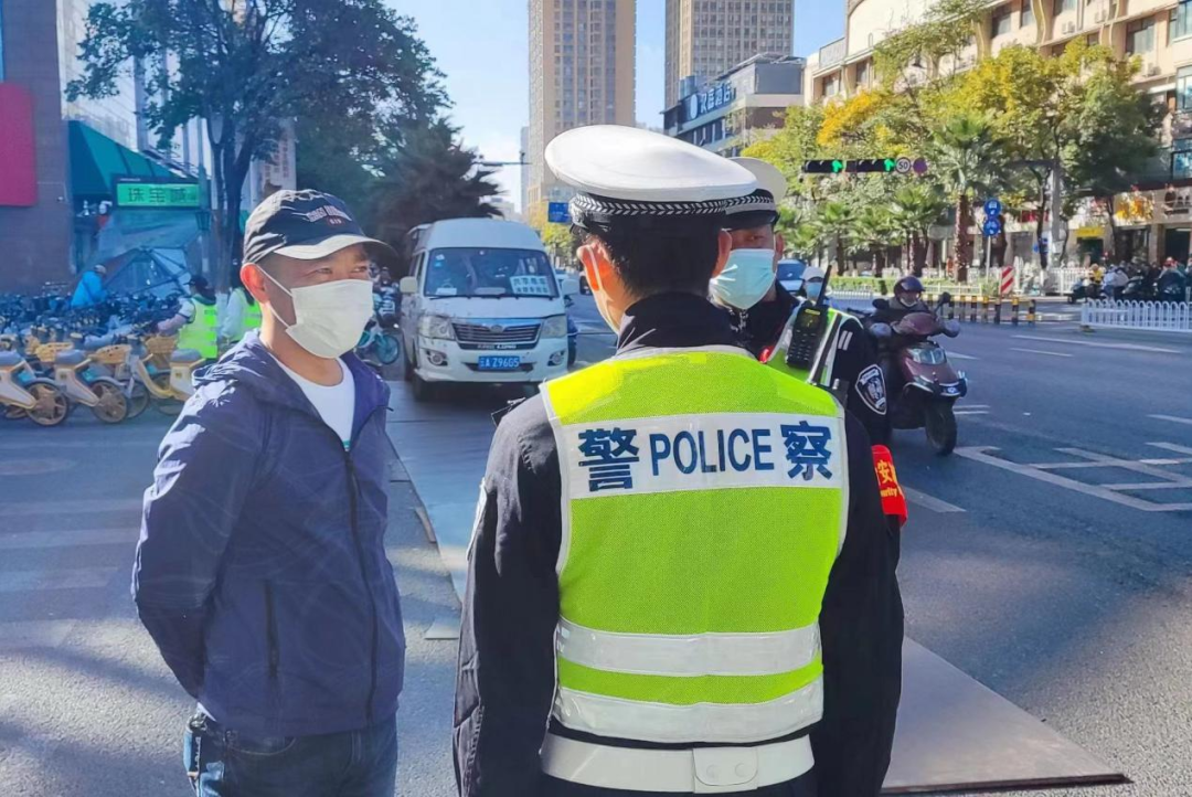 昆明交警