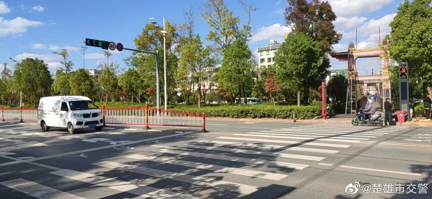 楚雄市交警微博