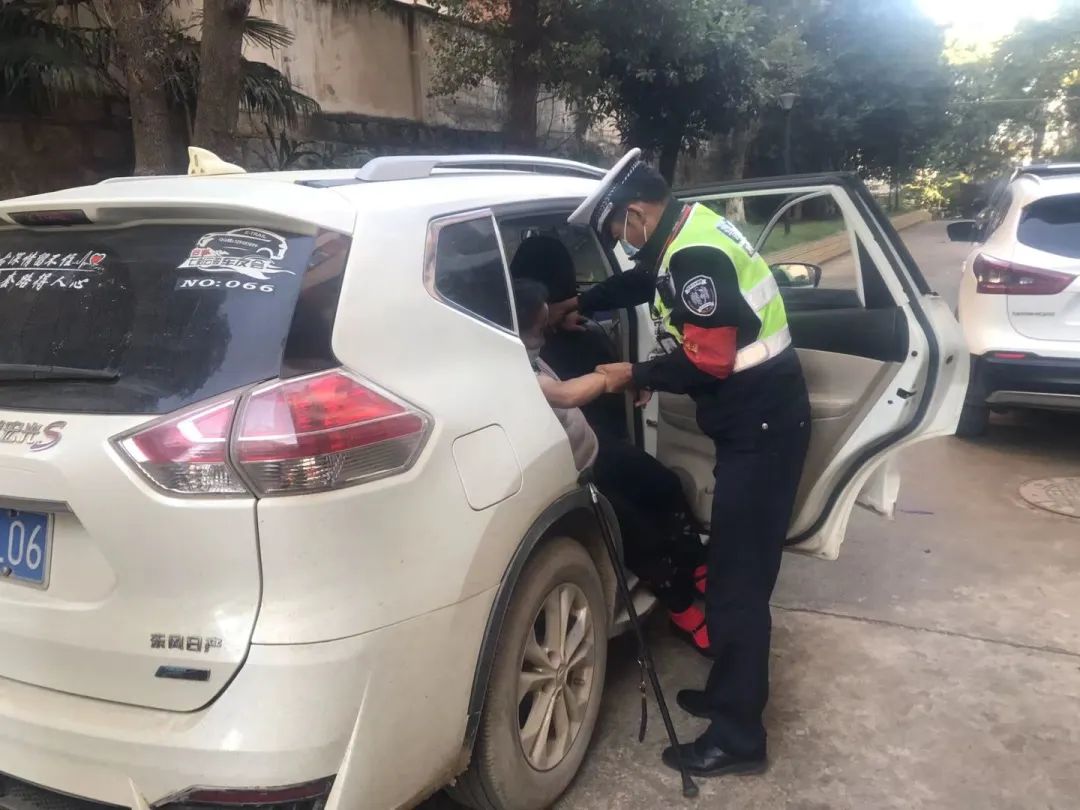 昆明交警