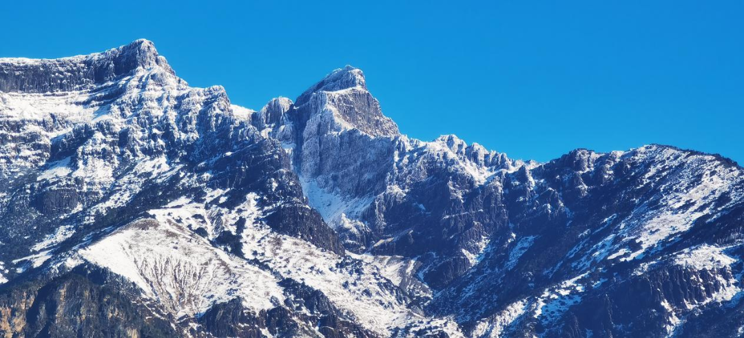 昆明轿子山旅游